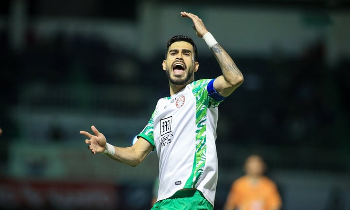 Tiền đạo Endrick trong màu áo CLB TP.HCM.