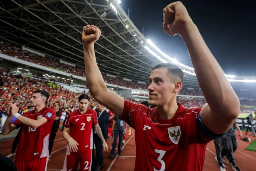 Cỗ máy chuyền bóng thầm lặng của đội bóng xứ vạn đảo (Ảnh: Bola).