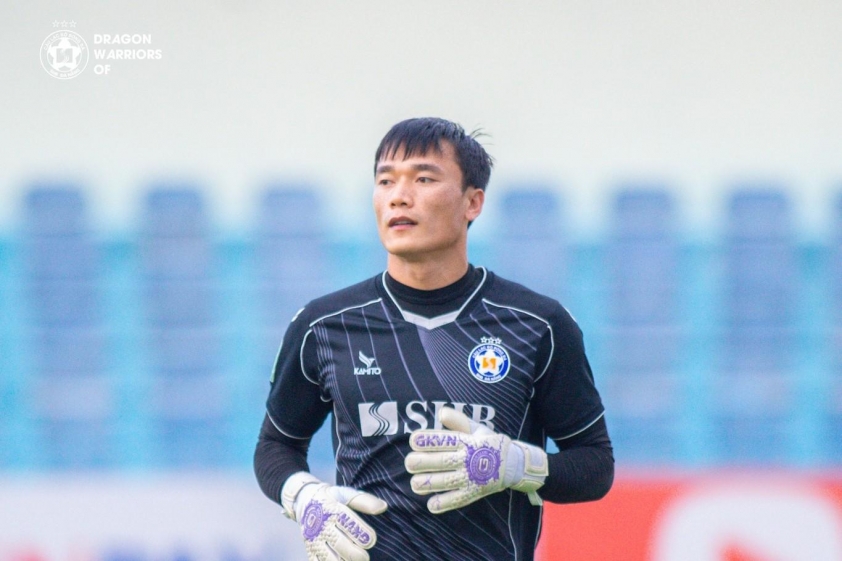 Bùi Tiến Dũng nói lời gan ruột về cuộc đua trụ hạng tại V-League-627657