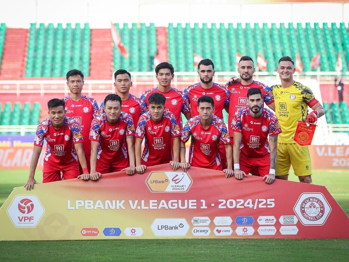 Chuyển giao và tương lai của đội bóng