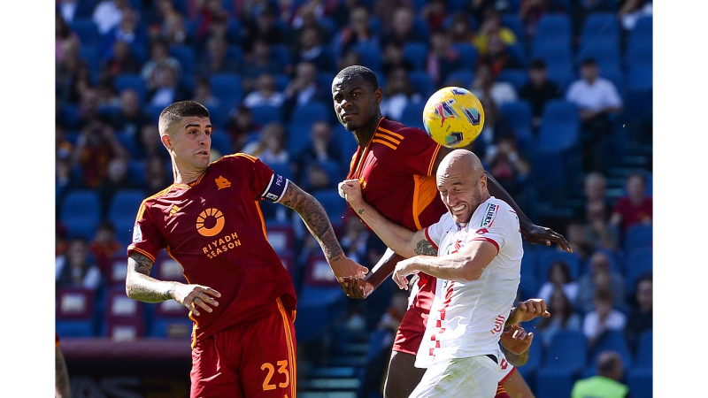 Nhận xét về lực lượng hai đội